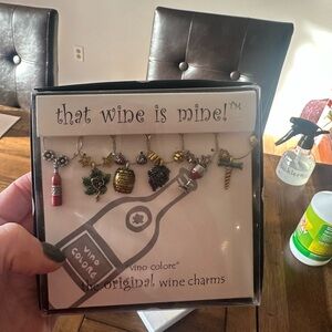 Wine Charms Set - Multicolor